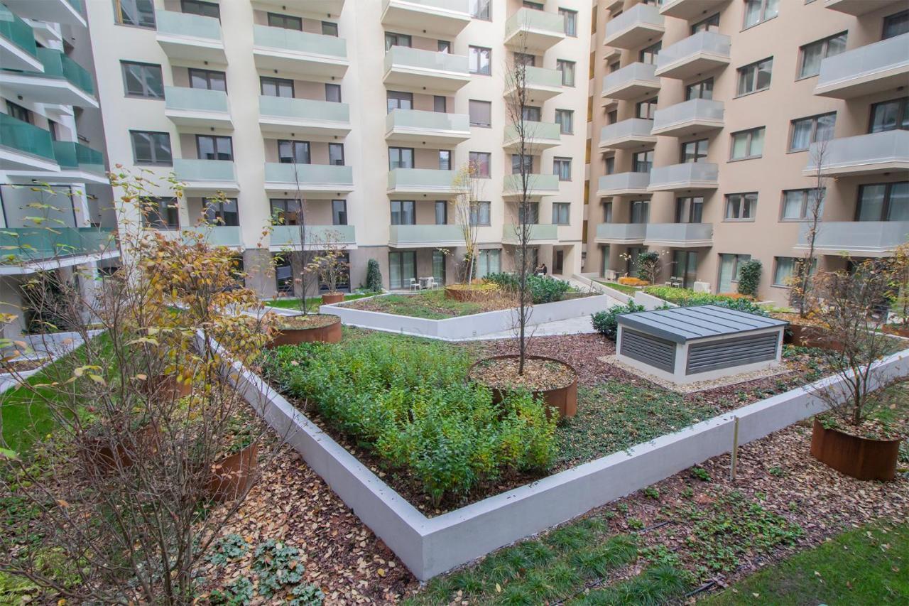 Corvin Modern Suite Budapesta Exterior foto